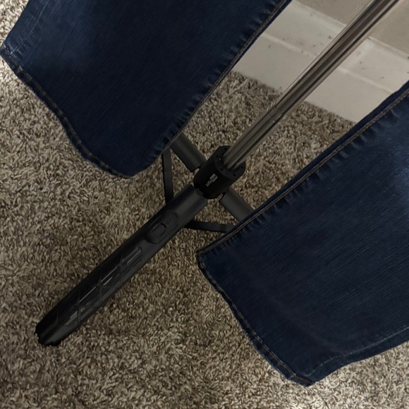 Kut from the Kloth Dark: Natalie style Boot Cut Jeans 25 - Picture 3 of 3